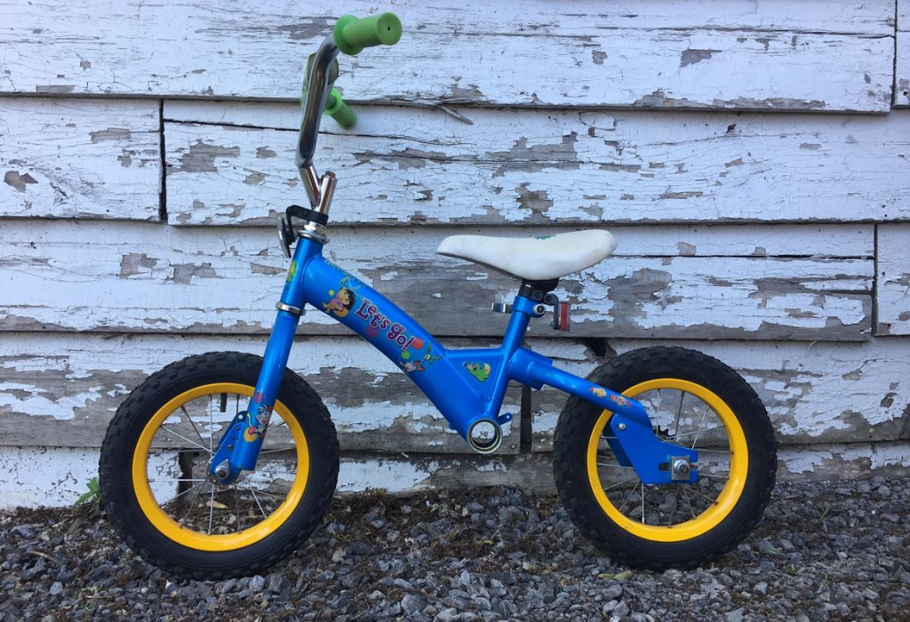 Les petites roues n'apprennent pas aux enfants à faire du vélo 